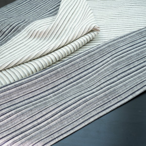 Ubrus 150x150 cm, vzor Zebra s velkou bordurou,